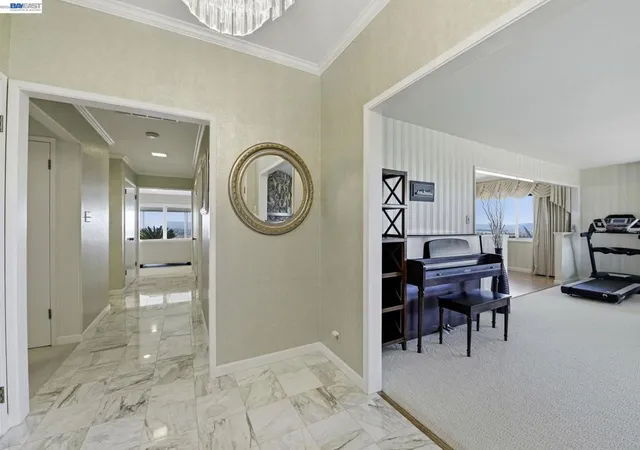Photo 3 of Single family home for sale at 1961 Marineview Dr, San Leandro, CA 94577 | MLS# 41133735 | Listing updated on 2026-09-23