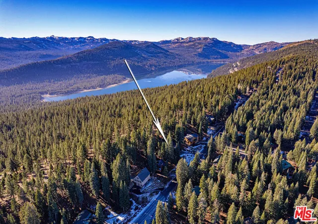 Photo 3 of Single family home for sale at 11504 Skislope Way, Truckee, CA 96161 | MLS# 26829421 | Listing updated on 2026-10-07