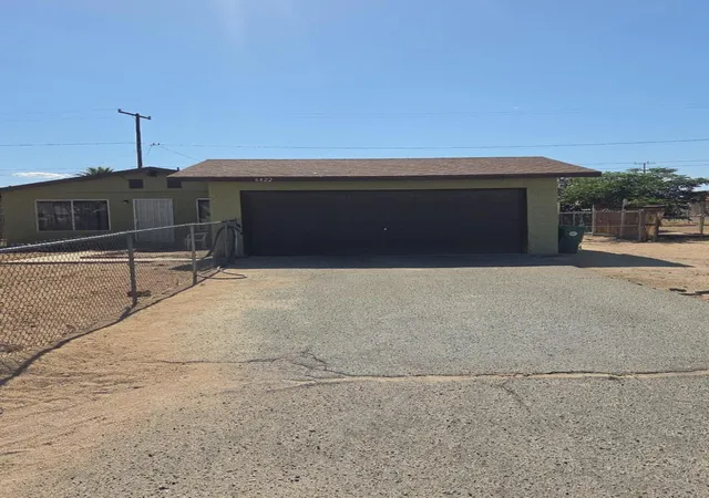 Homes for sale in 29 Palms, CA | 6422 Palm View Ave, 29 Palms, CA 92277 | MLS# 219147511DA