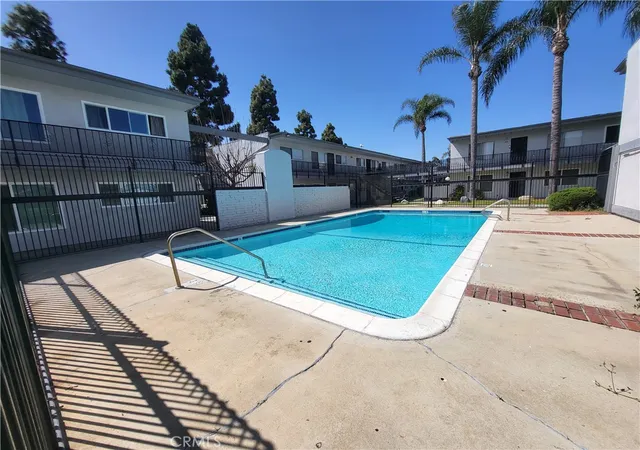 9th image of 5500 Ackerfield #304, Long Beach, CA 90805 | MLS# PW26098218