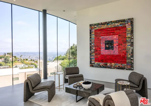 Photo 4 of Single family home for sale at 9277 Thrush Way, Los Angeles, CA 90069 | MLS# 26829133 | Listing updated on 2026-10-05