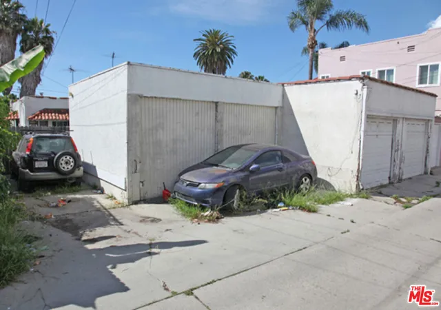 Homes for sale in Long Beach, CA | 2901 E 15Th St, Long Beach, CA 90804 | MLS# 26830767