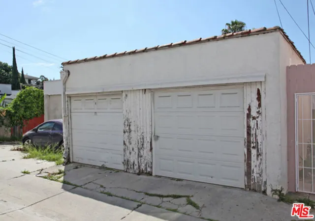 Homes for sale in Long Beach, CA | 2901 E 15th St, Long Beach, CA 90804 | MLS# 26830767
