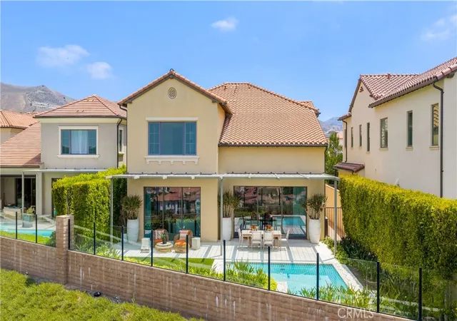 Photo 3 of Single family home for sale at 137 Prestigo, Irvine, CA 92602 | MLS# OC26079782 | Listing updated on 2026-06-28