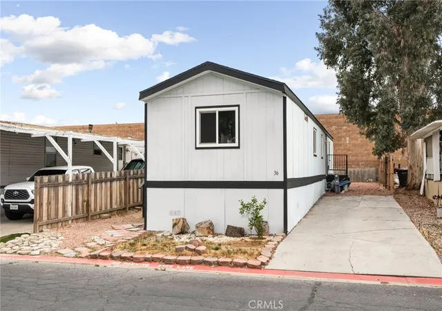 2nd image of 350 E San Jacinto #36, Perris, CA 92571 | MLS# IV26099354