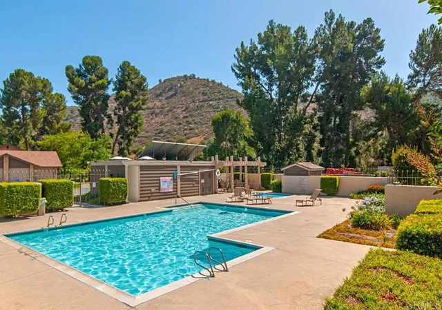Homes for sale in Fallbrook, CA | 1650 Pala Lake Dr, Fallbrook, CA 92028 | MLS# NDP2604400