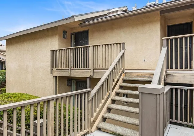 Homes for sale in Fallbrook, CA | 1650 Pala Lake Dr, Fallbrook, CA 92028 | MLS# NDP2604400