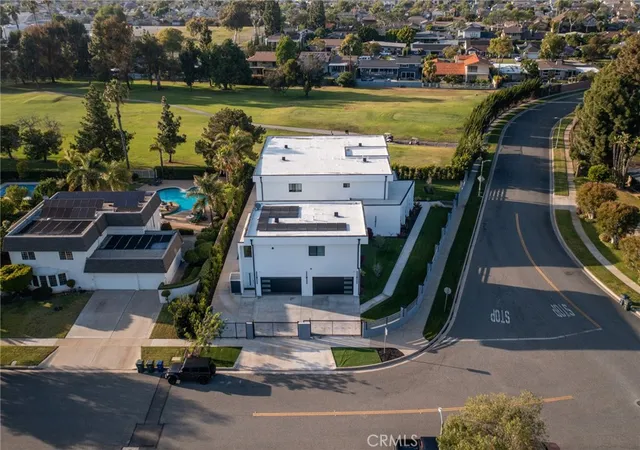 Homes for sale in Lakewood, CA | 4415 Parkview Dr, Lakewood, CA 90712 | MLS# PW26098462
