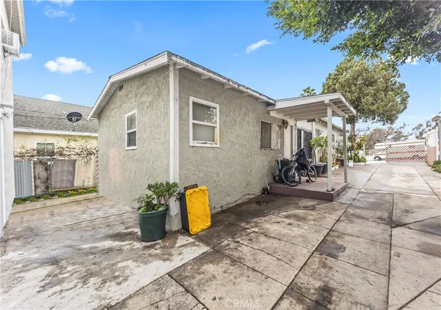 Listing Photo 5 - Condo for sale in building located at 2424 W, Los Angeles, CA 90016