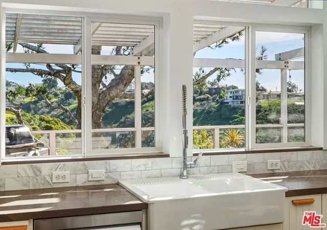 Homes for sale in Malibu, CA | 29500 Heathercliff Rd #105, Malibu, CA 90265 | MLS# 26830849
