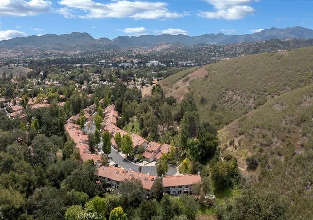 40th image of 796 N Valley, Westlake Village, CA 91362 | MLS# SR26096177