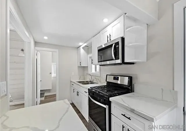 Photo 3 of Single family home for sale at 201 Hillside Spur, Cedar Glen, CA 92321 | MLS# 260010992SD | Listing updated on 2026-09-13