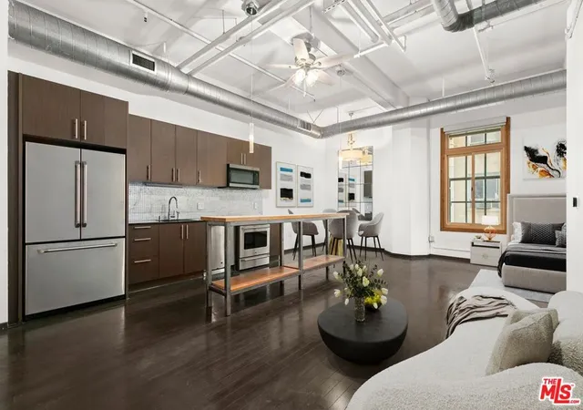 1st image of 1645 Vine St #301, Los Angeles, CA 90028 | MLS# 26829417