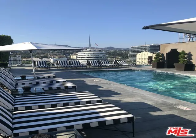 2nd image of 1645 Vine St, Los Angeles, CA 90028