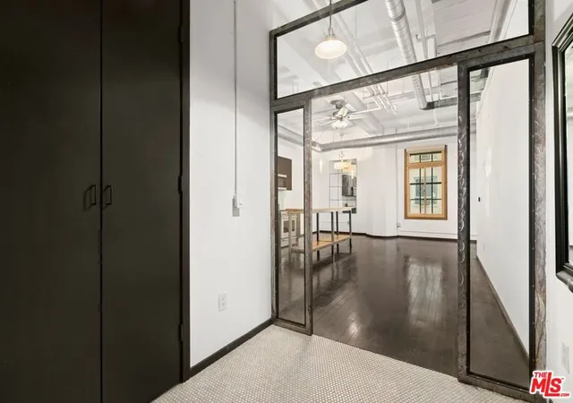 5th image of 1645 Vine St #301, Los Angeles, CA 90028 | MLS# 26829417