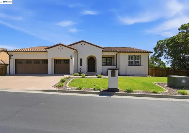 Homes for sale in Fairfield, CA | 5322 Carole Ridge Ct, Fairfield, CA 94534 | MLS# 41133794