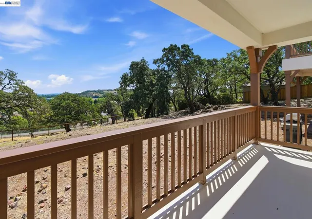 Homes for sale in Fairfield, CA | 5322 Carole Ridge Ct, Fairfield, CA 94534 | MLS# 41133794
