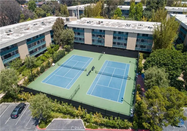 Homes for sale in Long Beach, CA | 564 N Bellflower Boulevard, Long Beach, CA 90814 | Houzeo