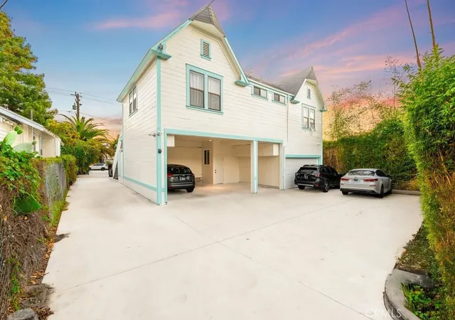 2nd image of 1033 E Santa Clara St, Ventura, CA 93001 | MLS# SR26097460