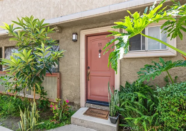 2nd image of 20146 Cohasset #11, Winnetka, CA 91306 | MLS# OC26099495