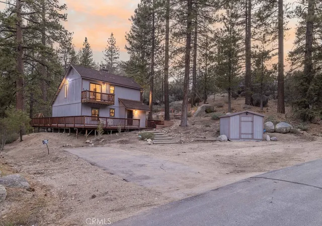 3rd image of 39075 Rim Of The World, Fawnskin, CA 92333 | MLS# IG26098114