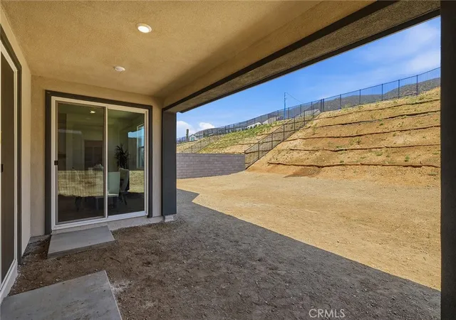 5th image of 16034 Butterfly Dr, Fontana, CA 92336 | MLS# OC26098800