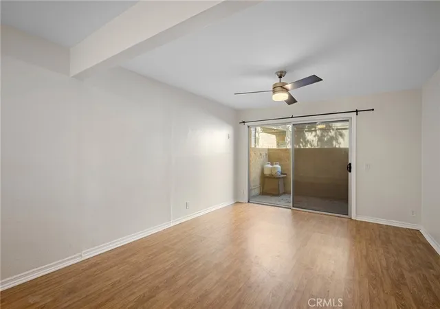 4th image of 15425 Sherman #107A, Van Nuys, CA 91406 | MLS# GD26099621