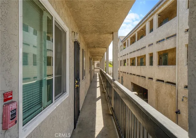 Multi family home for sale at 1126 Raymond Ave, Long Beach, CA 90804 | MLS# SB26099694 | Listing updated on 2026-10-08