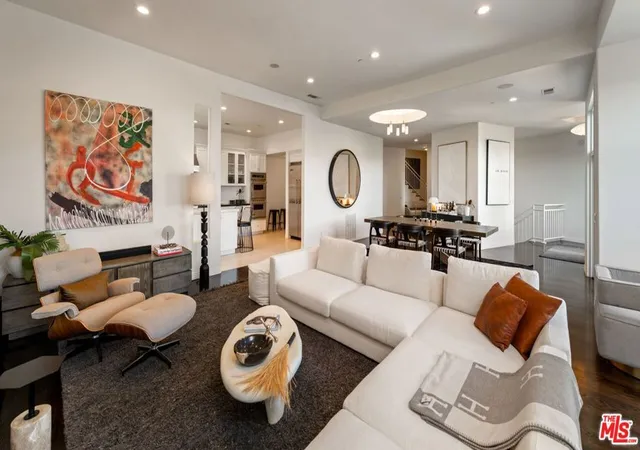 3rd image of 2333 Vasanta Wy, Los Angeles, CA 90068 | MLS# 26831019