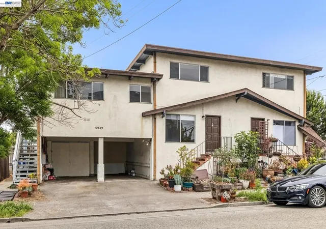 4th image of 5963 Maccall Street, Oakland, CA 94609 | MLS# 41133841