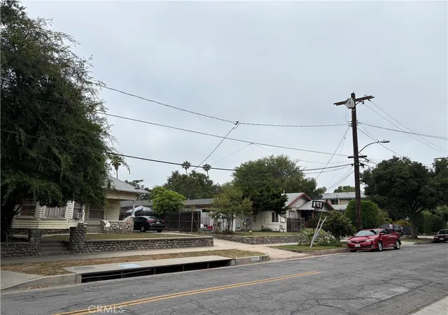 Photo 1 of Land for sale at 401 N Chester Ave, Pasadena, CA 91106 | MLS# AR26099771 | Listing updated on 2026-05-07