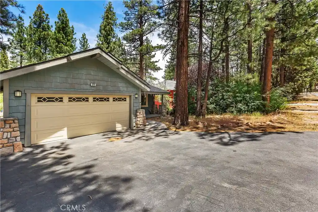 Single family home for sale at 329 E Sherwood Blvd, Big Bear City, CA 92314 | MLS# SR26099787