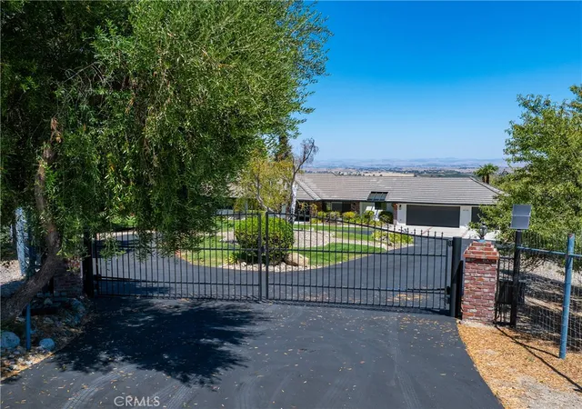 Photo 1 of Single family home for sale at 4205 High Grv Rd, Templeton, CA 93465 | MLS# PI26091684 | Listing updated on 2026-10-02