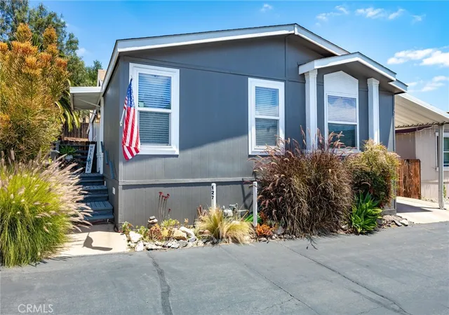 Homes for sale in Fallbrook, CA | 3909 Reche Road #127, Fallbrook, CA 92028 | MLS# ND26097546