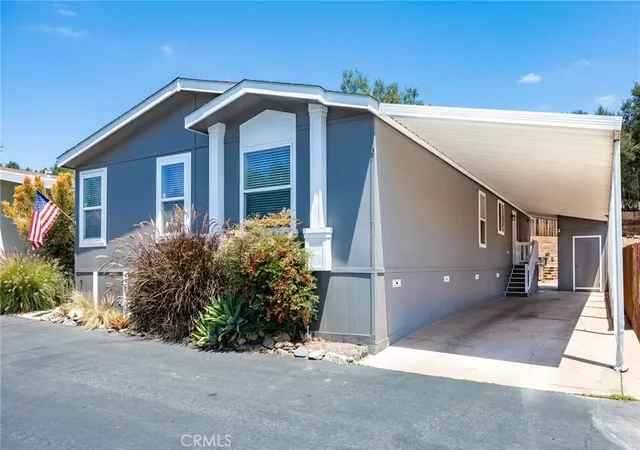 Homes for sale in Fallbrook, CA | 3909 Reche Road #127, Fallbrook, CA 92028 | MLS# ND26097546