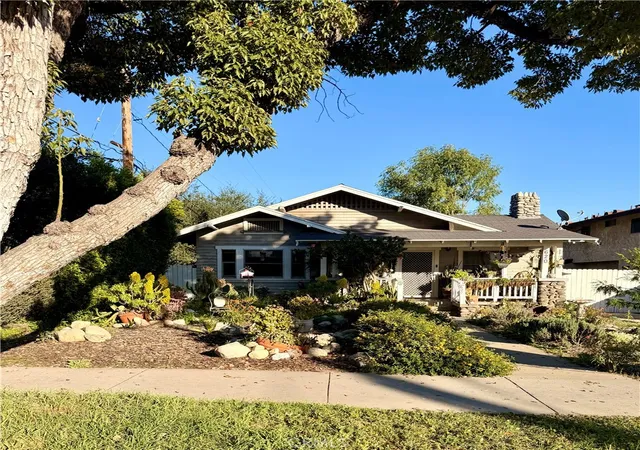 1st image of 620 N Pasadena, Azusa, CA 91702 | MLS# SR26099276
