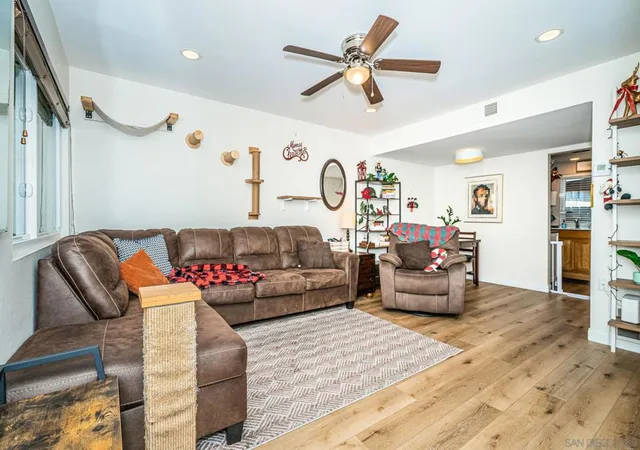 Listing Photo 1 - Condo for sale in building located at 904 Amistad Ct, El Cajon, CA 92019 - Unit #C