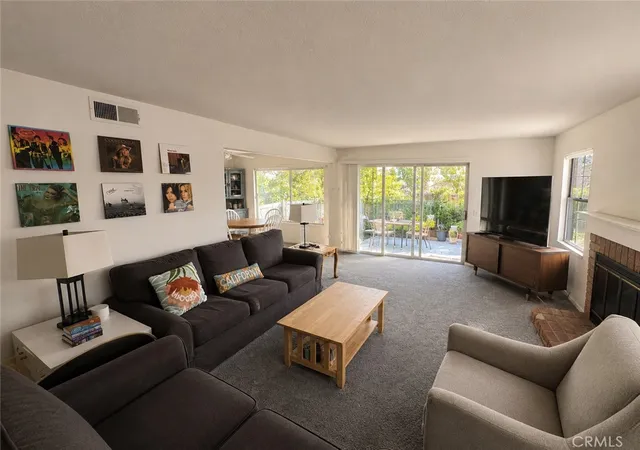 Photo 3 of Sale Pending at 19133 Index #1, Porter Ranch, CA 91326 | MLS# SR26099888 | Listing updated on 2026-10-02