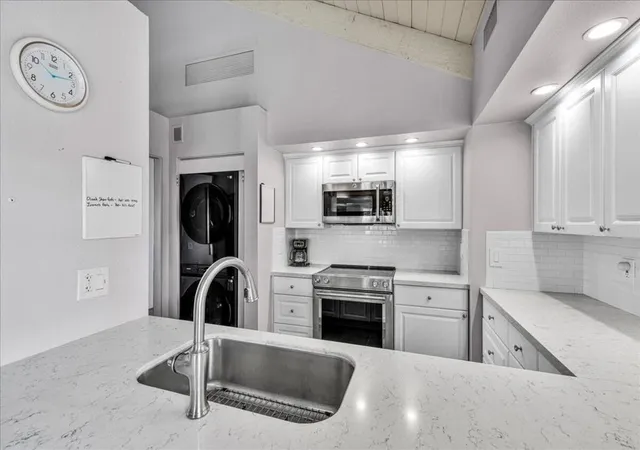 Photo 4 of Condo for sale at 448 Sunningdale Dr, Rancho Mirage, CA 92270 | MLS# 219147566PS | Listing updated on 2026-10-01
