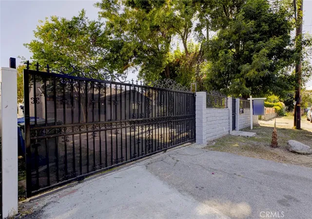 4th image of 14918 Wyandotte, Van Nuys, CA 91405 | MLS# BB26099872