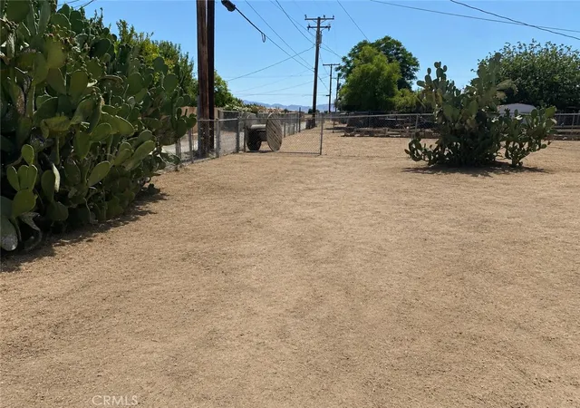 Homes for sale in Blythe, CA | 1011 E California, Blythe, CA 92225 | MLS# DW26099938