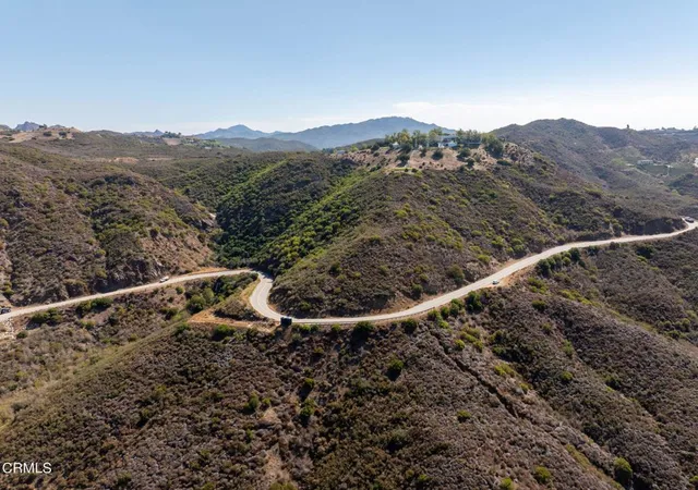 Homes for sale in Malibu, CA | 33600 Mulholland Hwy, Malibu, CA 90265 | MLS# V1-36288