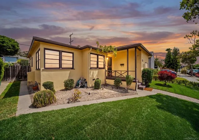 Homes for sale in Long Beach, CA | 3645 E 17th Street, Long Beach, CA 90804 | MLS# 260011066SD