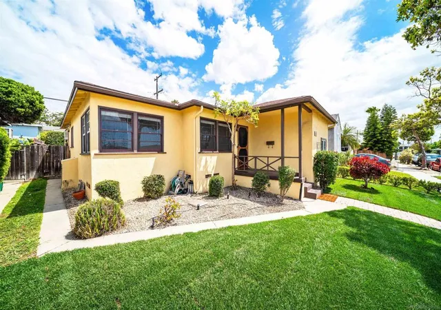 Homes for sale in Long Beach, CA | 3645 E 17Th Street, Long Beach, CA 90804 | MLS# 260011066SD