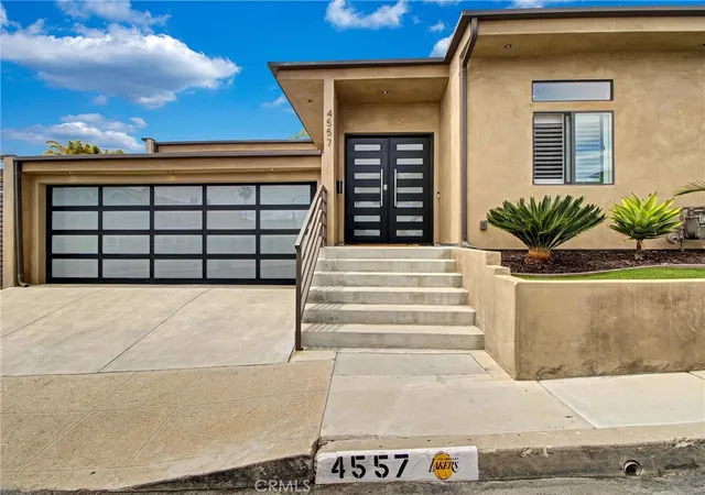 Photo 2 of Sale Pending at 4557 Don Timoteo Dr, Los Angeles, CA 90008 | MLS# RS26099851 | Listing updated on 2026-10-01