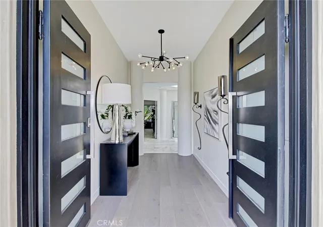 Photo 3 of Sale Pending at 4557 Don Timoteo Dr, Los Angeles, CA 90008 | MLS# RS26099851 | Listing updated on 2026-10-01