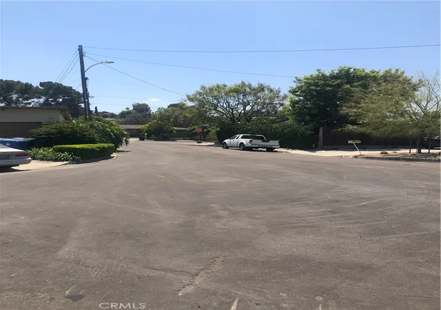 2nd image of 916 Alegre, Los Angeles, CA 90065 | MLS# BB26099993