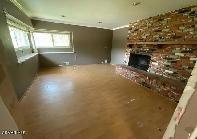 3rd image of 21173 San Miguel St, Woodland Hills, CA 91364 | MLS# 226002120