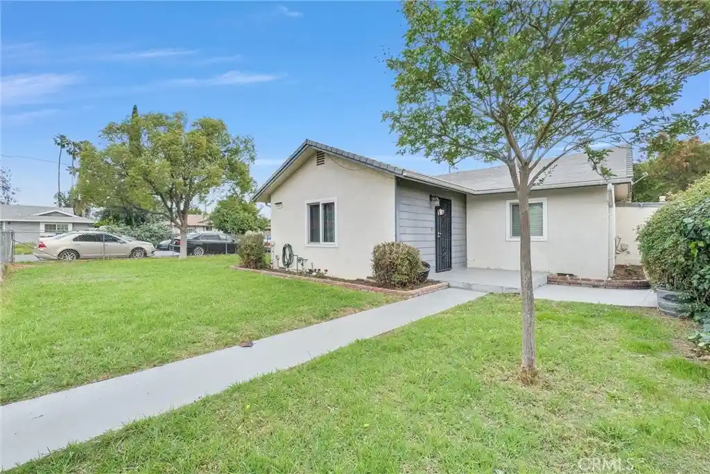Single family home for sale at 4997 Hollyhock, Riverside, CA 92505 | MLS# PW26099998