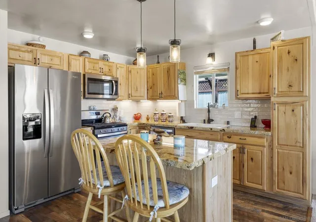 2nd image of 116 Havenview Ln, Oceanside, CA 92056 | MLS# 260011081SD